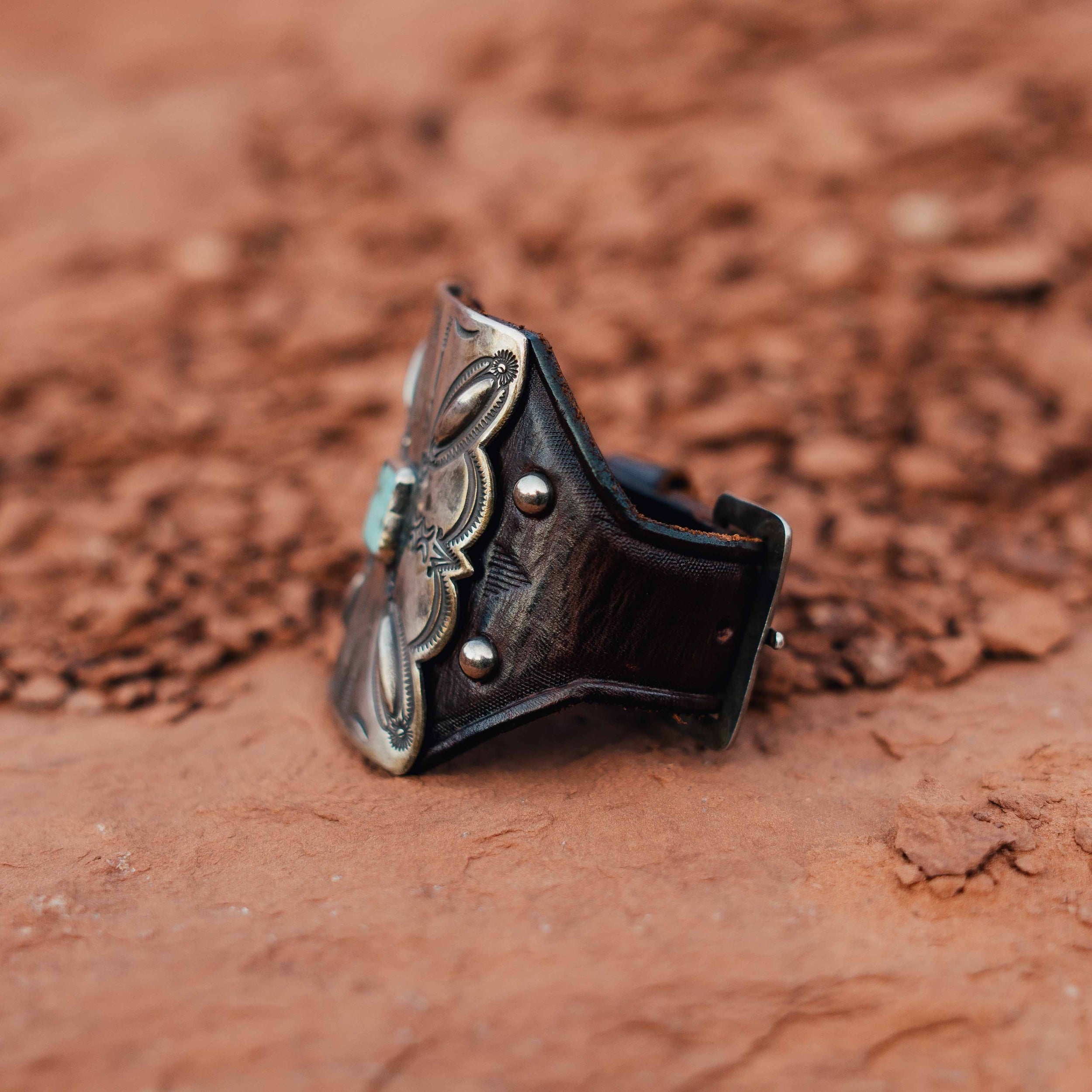 A coin silver bow guard ('ketoh') by the renowned silversmith Buffalo, on hand-tooled leather — view 4