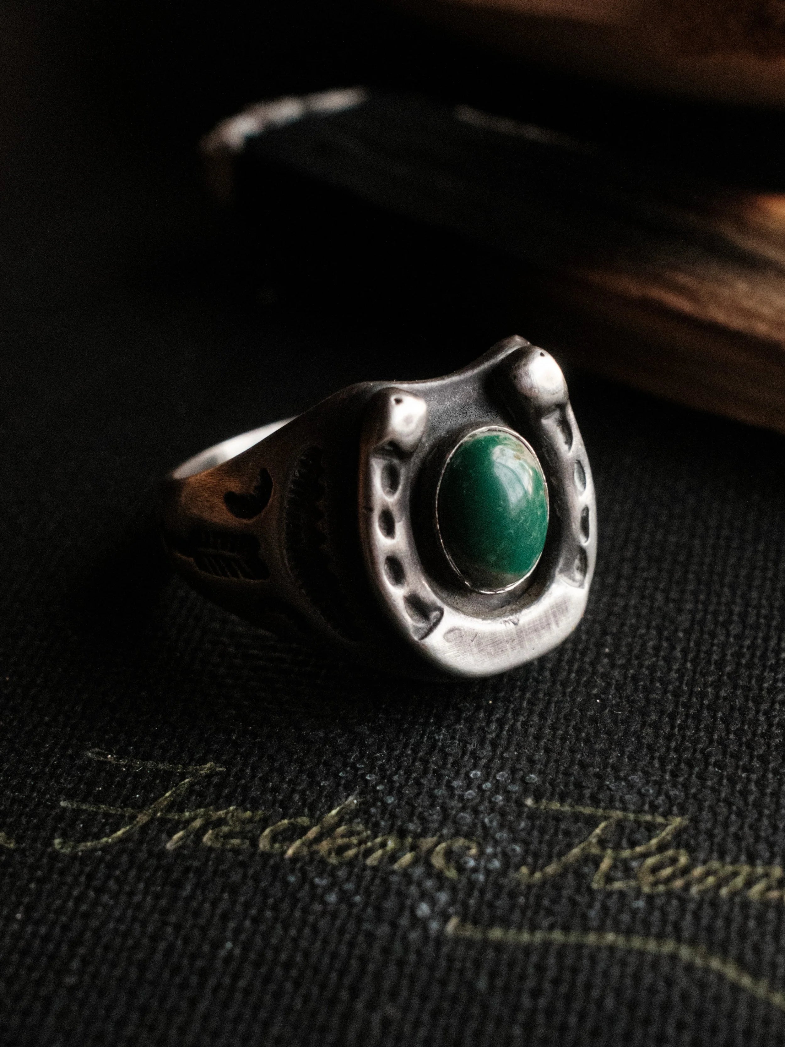 Royston Horseshoe Ring